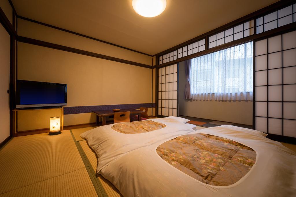 Hananoyu Sendai Phòng bức ảnh